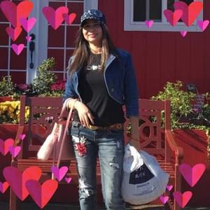 Meet your Posher, Kimmy